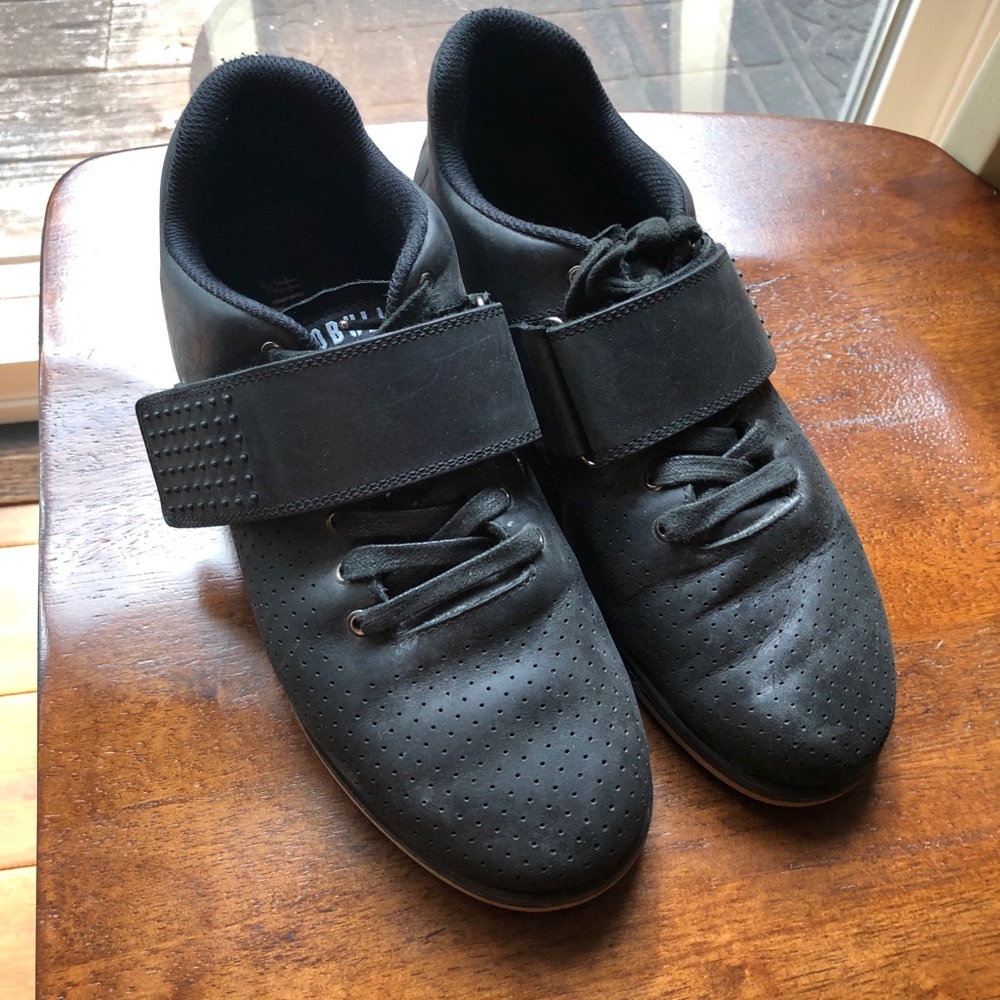 Black leather NOBULL Lifters